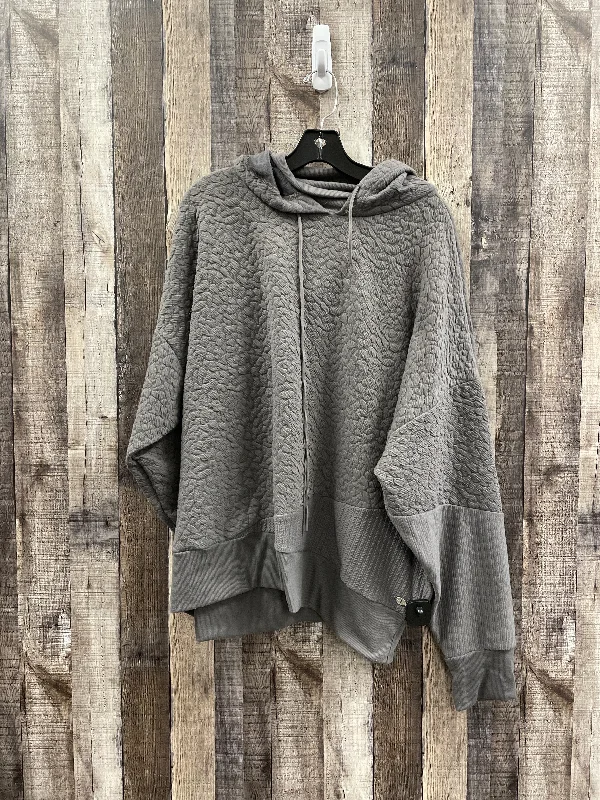 Sweatshirt Designer By Tahari By Arthur Levine In Grey, Size: 3x