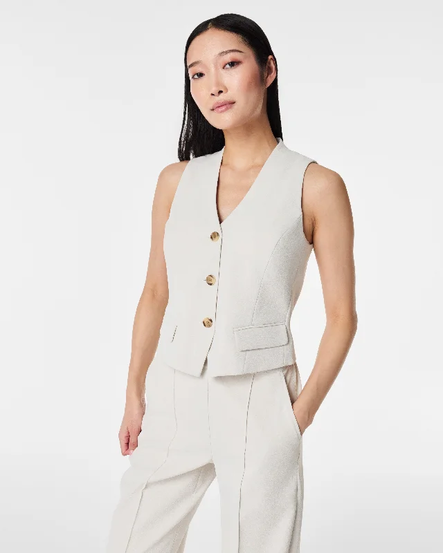 Carefree Crepe Vest Top With No-Show Coverage