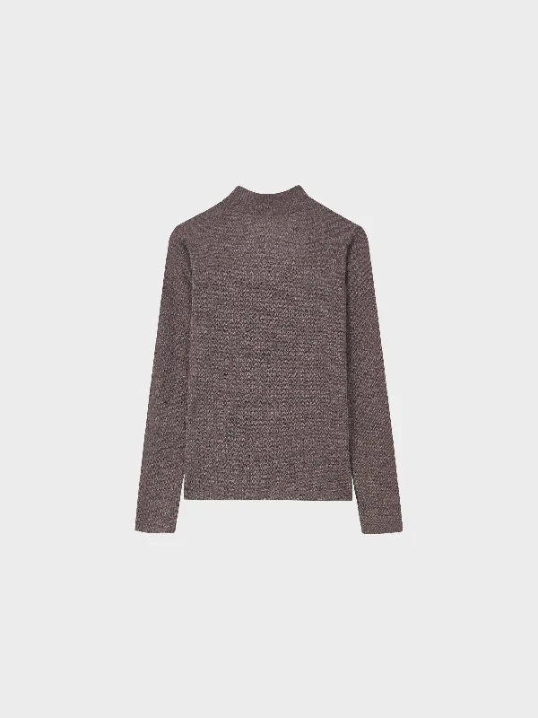 Textured Stretch Turtleneck-Brown